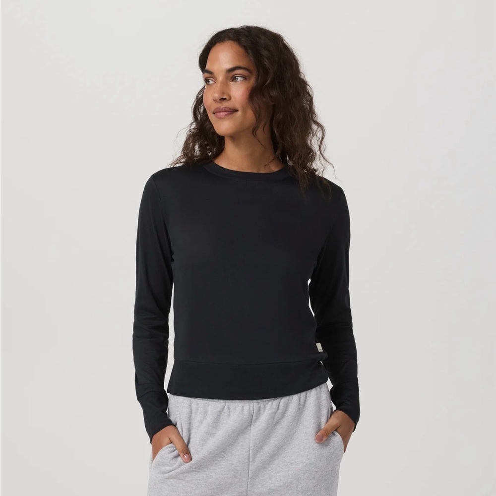 Vuori Daydream Crew - Large - NWT